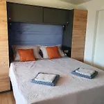 Mobile Homes Karlo & Dino פולה