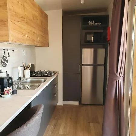 Сasa de vacaciones Mobile Homes Karlo & Dino Pula