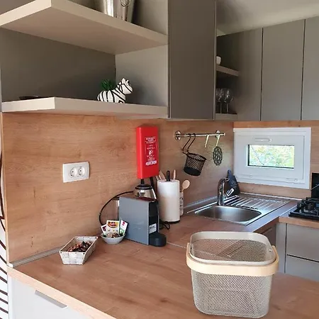 Ferienhaus Mobile Homes Karlo & Dino Pula