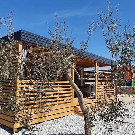 Mobile Homes Karlo & Dino * Pula