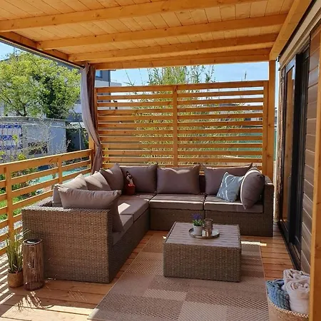 Mobile Homes Karlo & Dino Vakantiehuis *