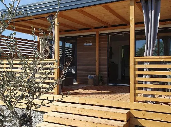 Mobile Homes Karlo & Dino Vakantiehuis *