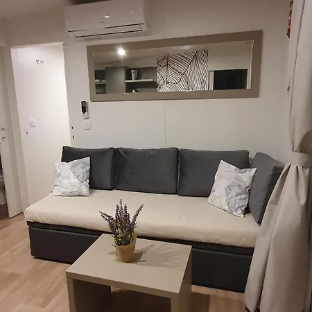 Tatil Evi Mobile Homes Karlo & Dino Pula