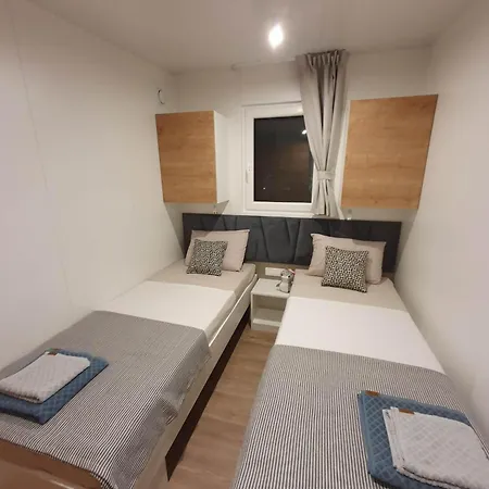 Tatil Evi Mobile Homes Karlo & Dino *