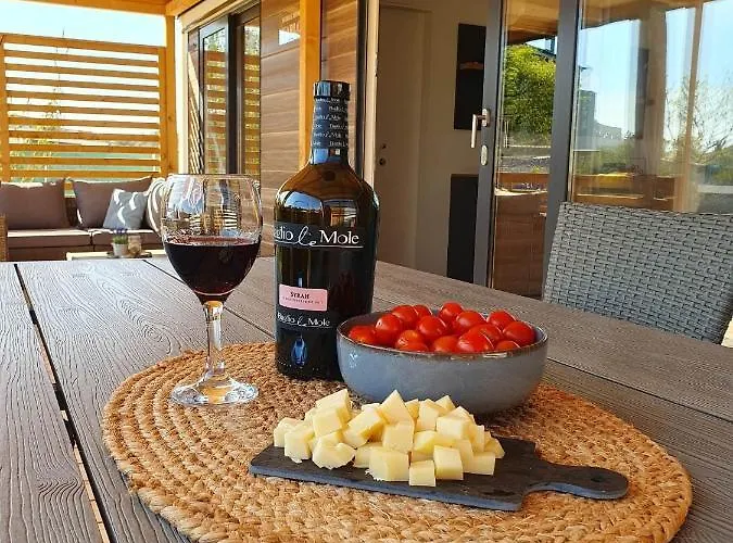 Mobile Homes Karlo & Dino *