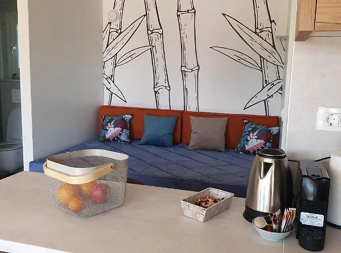 Mobile Homes Karlo & Dino *