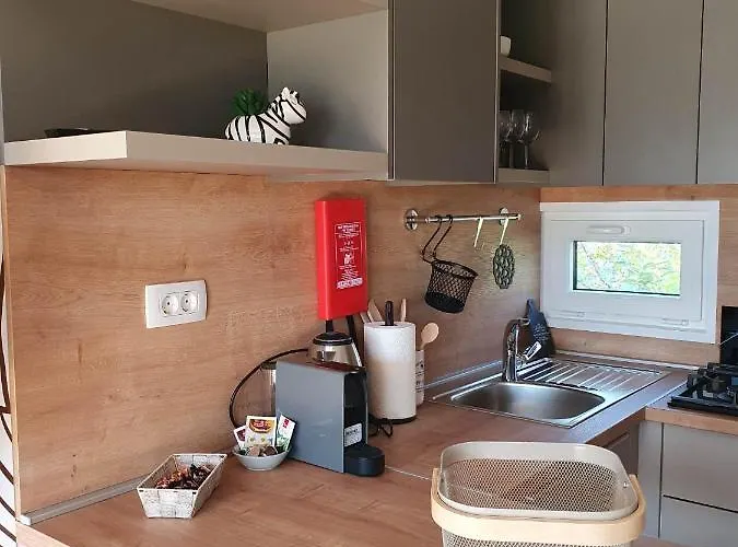 Σπίτι διακοπών Mobile Homes Karlo & Dino Πούλα