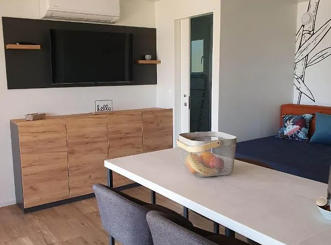 Σπίτι διακοπών Mobile Homes Karlo & Dino Πούλα