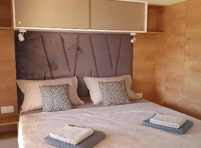 Mobile Homes Karlo & Dino Σπίτι διακοπών Πούλα